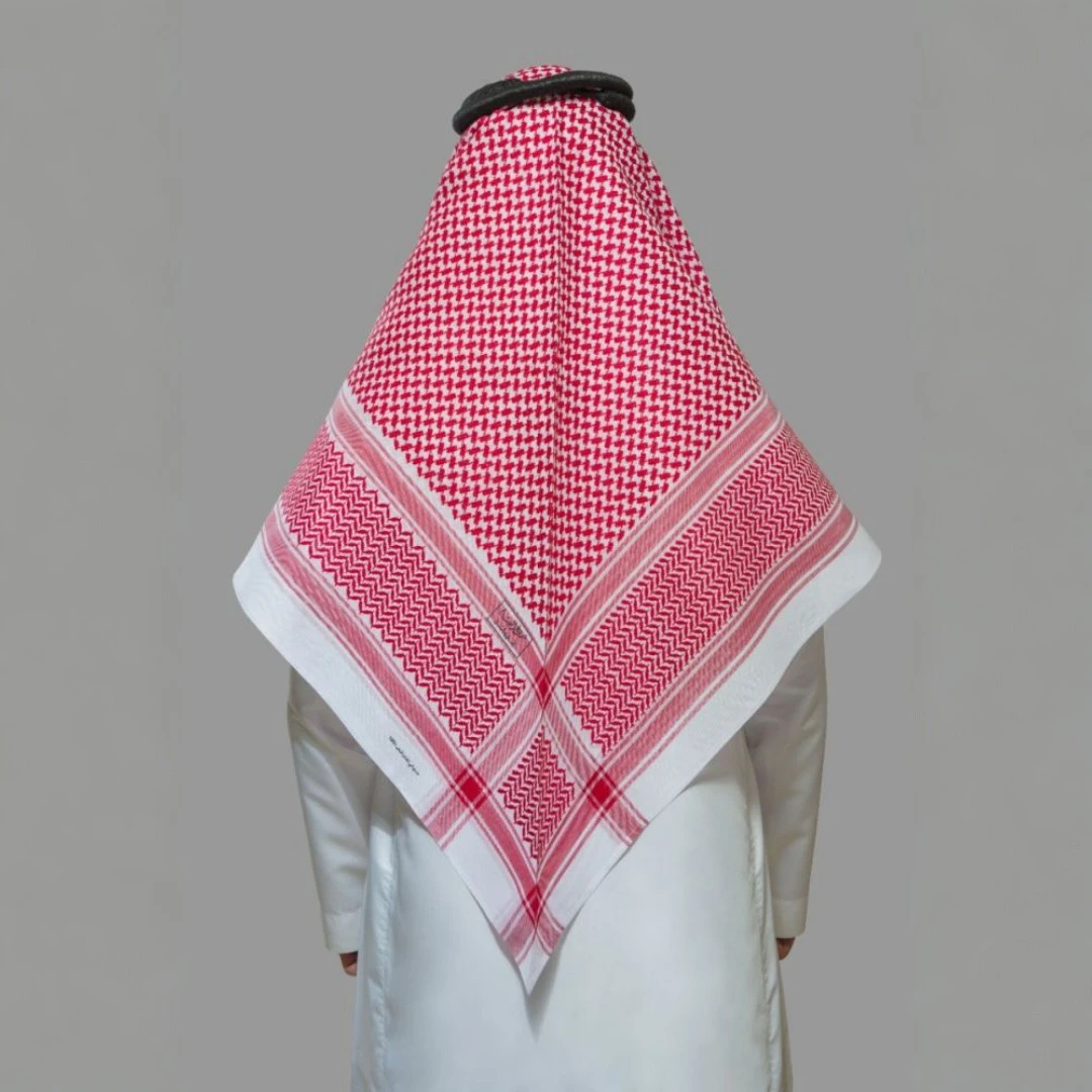 شماغ البسام الختم الاسود انجليزي